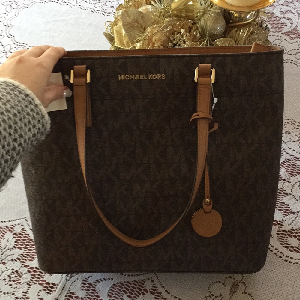 BRAND NEW Michael Kors Bag